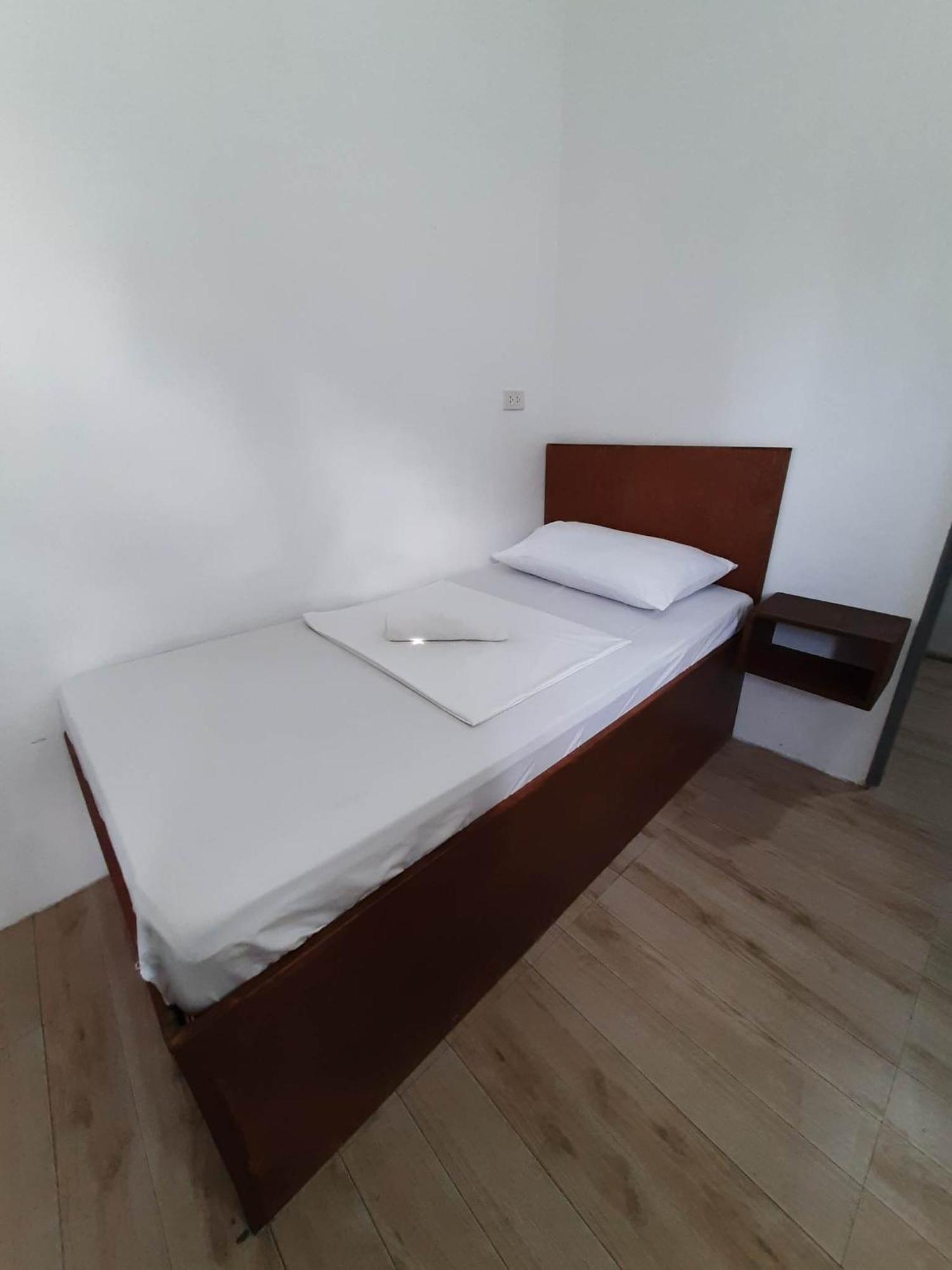 Pasay Centrale Hotel Kültér fotó